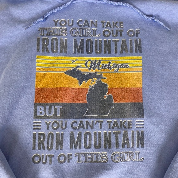 Iron Mountain Hoodie Michigan Girl Womens 2XL Blue Gildan Heavy Blend Sweatshirt - Picture 4 of 13